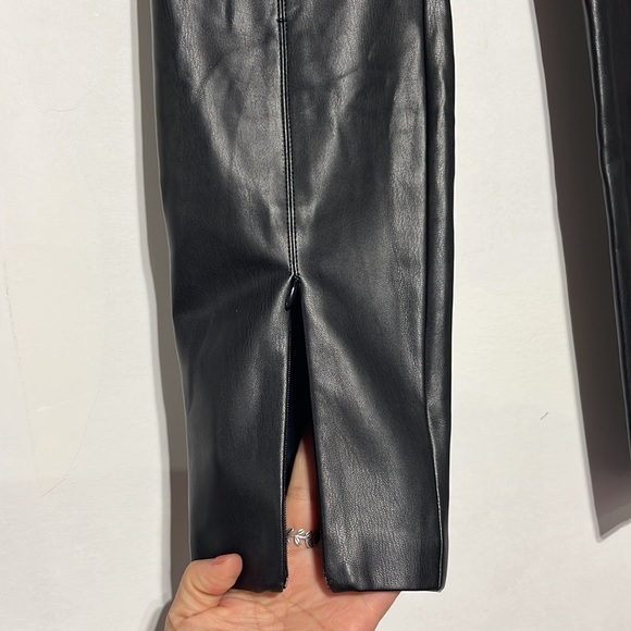 ZARA Black Faux Leather Leggings Size Large - Picture 4 of 9